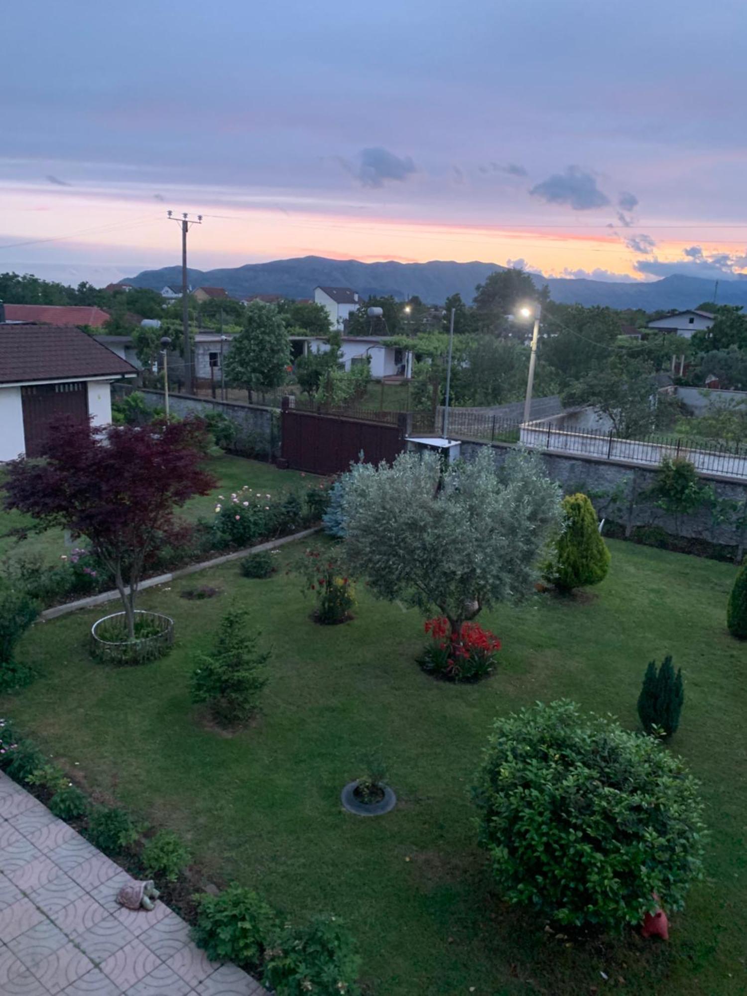 Hotel Villa Linda Шкодер Экстерьер фото