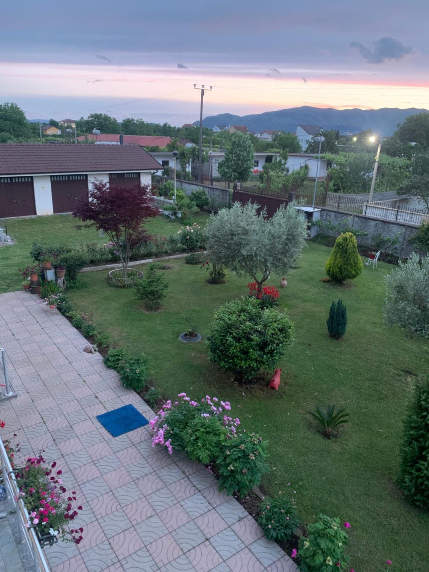 Hotel Villa Linda Шкодер Экстерьер фото