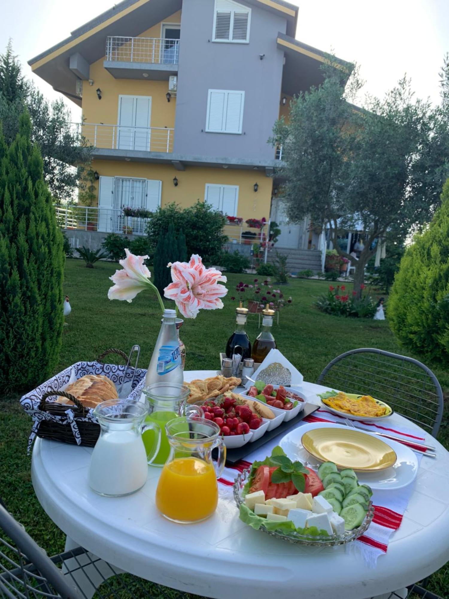 Hotel Villa Linda Шкодер Экстерьер фото